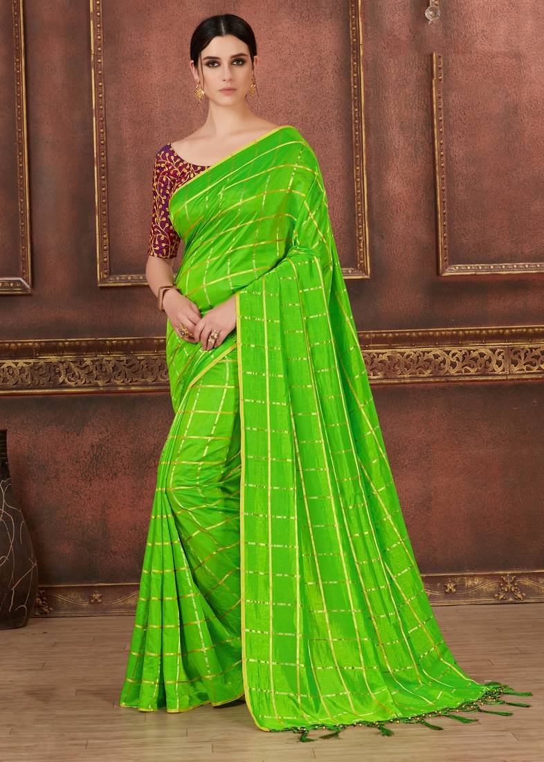 Emerald Green Georgette Saree with Designer Border - Image 2