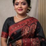 Black & Red Bishnupuri Baluchari Pure Silk Saree