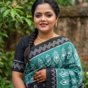 Sea Green & Black Pure Cotton Ikat Saree