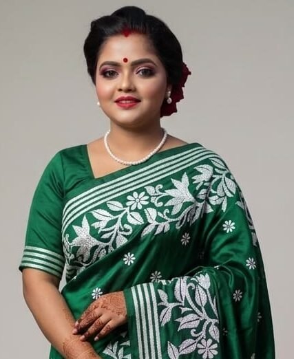 Bottle Green Pure Hand-stitched Kantha Stitch Saree